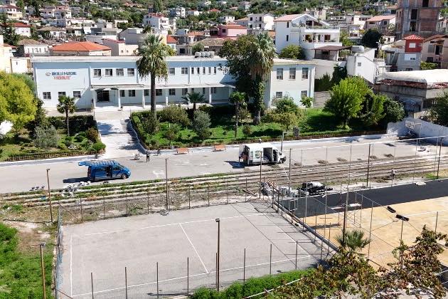 Sporti dhe fusha e basketbollit